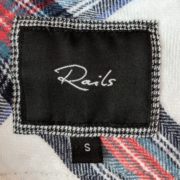 Rails Plaid Button Down Shirt - Picture 4 of 5